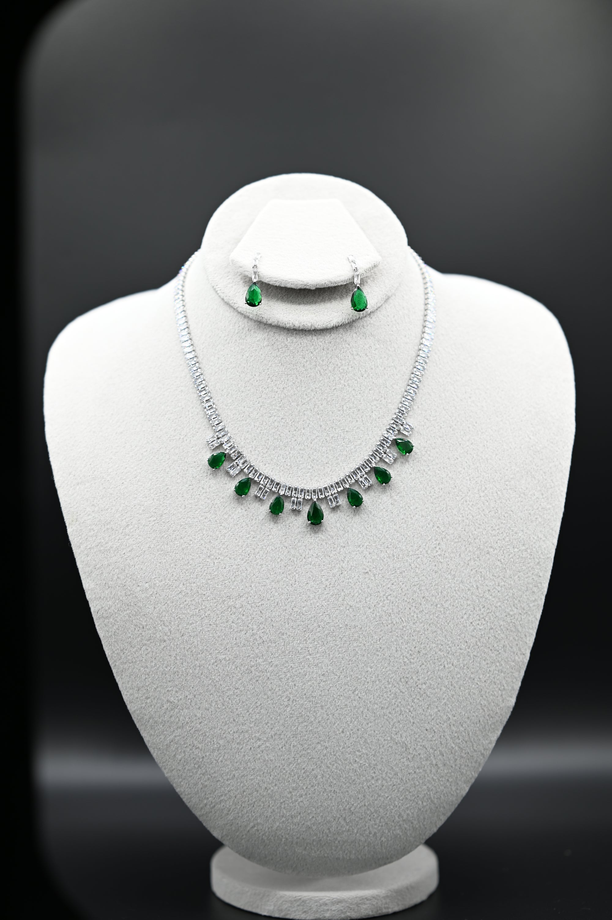 Emerald Dewdrop Set