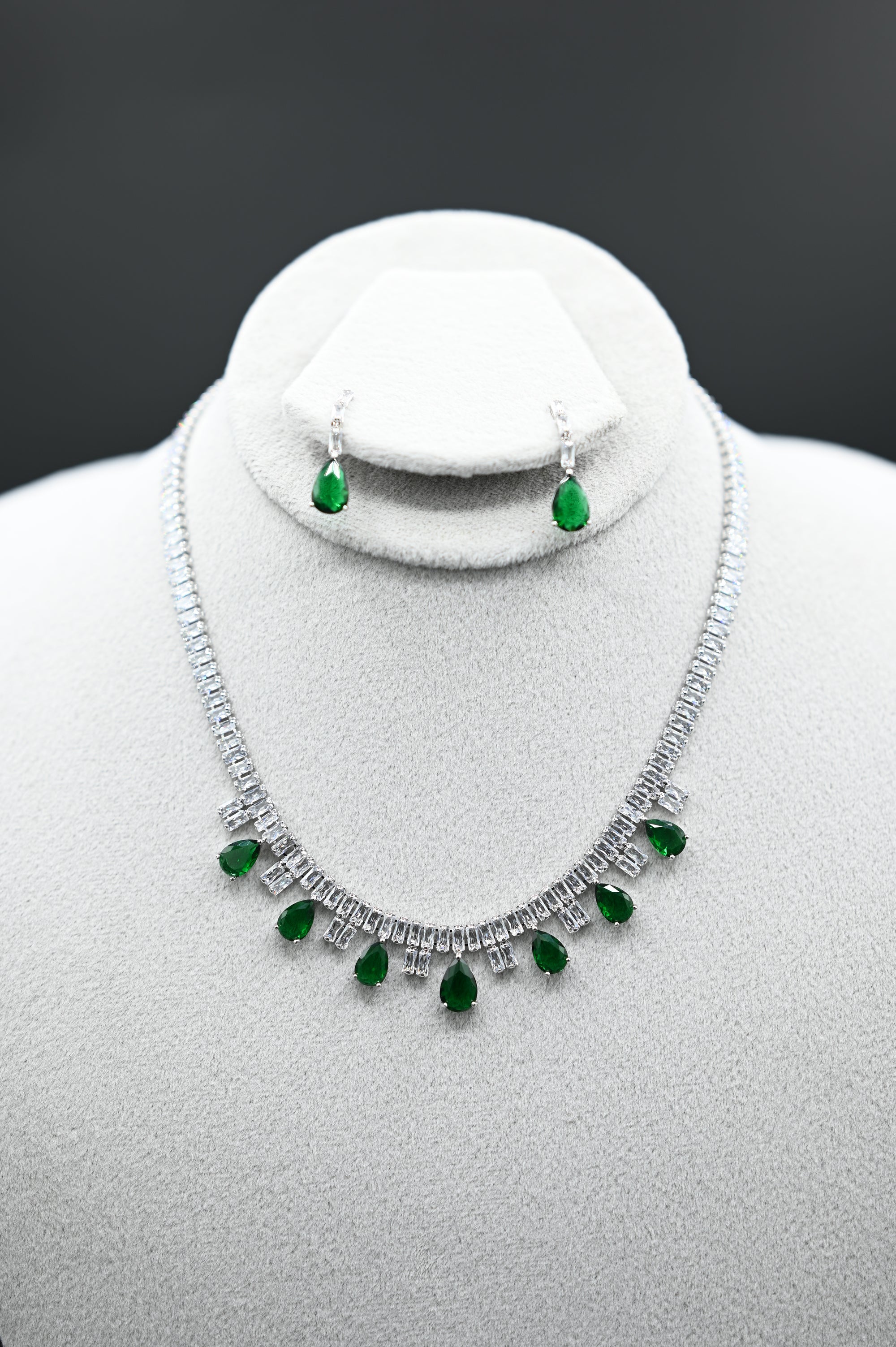Emerald Dewdrop Set